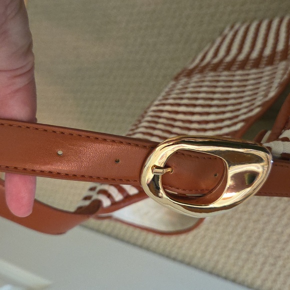 Anthropologie Woven Brown and Cream Tote / Shoulder Bag - Picture 10 of 14